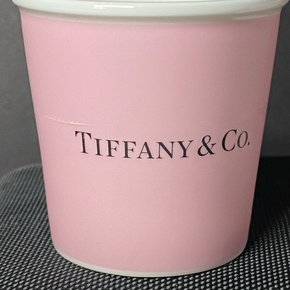 Tiffany Espresso Cups in Bone China, Set of Four - Picture 5 of 5